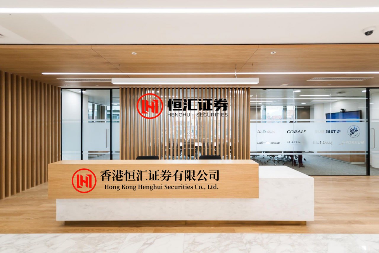 鼎东策略APP下载 分享个珍藏版高胜率指标，无未来函数无延迟 V1:=COUNT(VOL<MA(VOL,5),3)=3 AND VOL<MA(VOL,60); V2:=COUNT(1 A...